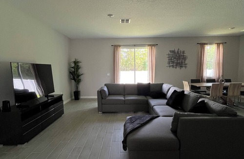 Ocala House | Spacious 4BR Smart Home in Quiet Ocala Neighborhood
