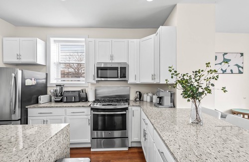 Trinidad House | Spacious 4BR Washington DC Home with Free Parking