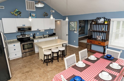 Fishing Creek House | Spacious 5-bedroom Chesapeake Bay Waterfront Retreat