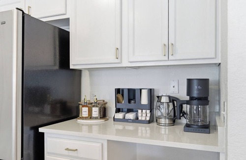 Austin House | Spacious 5-bedroom house in tranquil Austin with hot tub