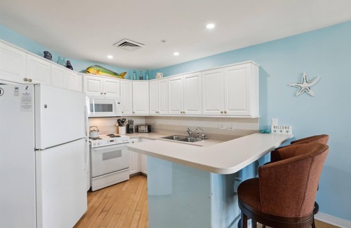 North Forest Beach Villa | Spacious 5th Floor 2 Bedroom Villa w/Amenities