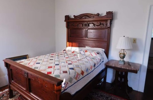 Washington Bed & Breakfast | Spacious 6-bedroom estate in delightful Washington Georgia, central Heating/AC