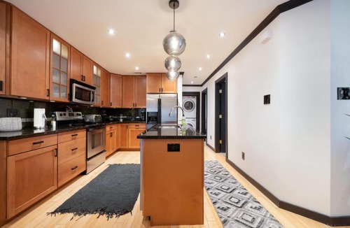 Waller Creek District Apartment | Spacious Austin Loft Sleeps 8 with Balcony
