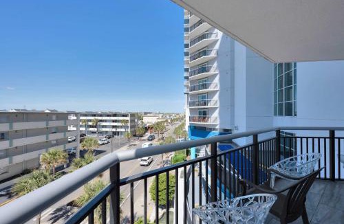 Downtown Myrtle Beach House | Spacious, Bay View - Close to Boardwalk, Location!