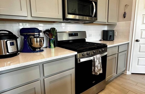 Buda House | Spacious Buda South Austin Home Long Stay w/Pets in Quiet Neighborhood