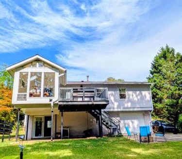 Cary House | Spacious Cary Home Gym, Game Room, Huge Fenced Yard!