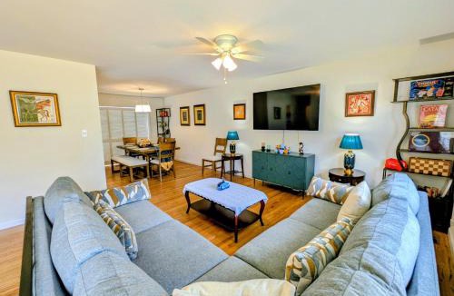Cary House | Spacious Cary Home Gym, Game Room, Huge Fenced Yard!