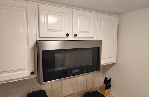 West End House | Spacious & Cozy Private Suite | Minutes to DC