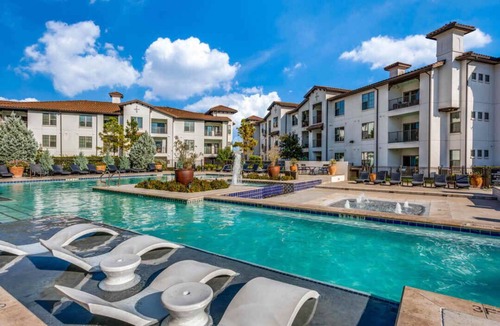 Wells Branch Apartment | Spacious CozySuites on I-35 w/pool and parking #01
