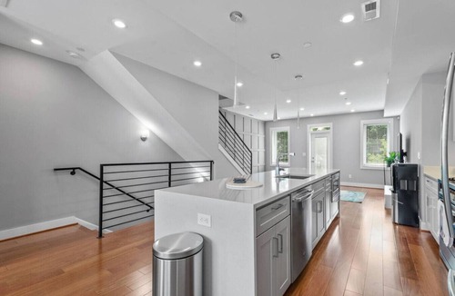 Trinidad Hotel | Spacious DC home, H St. Corridor, Laundry, Garage