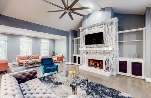 Roswell House | Spacious, dog-friendly home with home theater, game room & 2 kitchens
