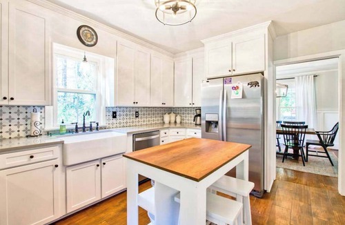 Montreat House | Spacious dog-friendly Montreat cottage with firepit, mountain views, & patio