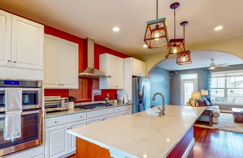 Frederick House | Spacious four-level home - office - dog-friendly