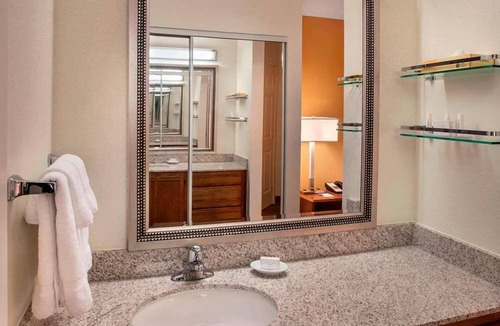 Bethlehem Hotel | Spacious Good-Value Accommodation! Outdoor Fireplace | Pet-Friendly
