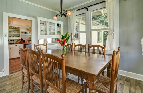 Hilo House | Spacious Historic Estate ~ 5 Min Walk to Hilo & Bay Front
