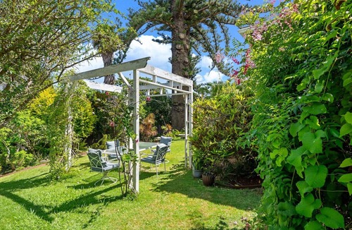 Makawao Villa | Spacious Historic Inn. Serene base to explore Maui