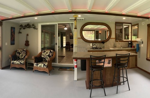 Kapoho House | Spacious home in a lush green piece of paradise