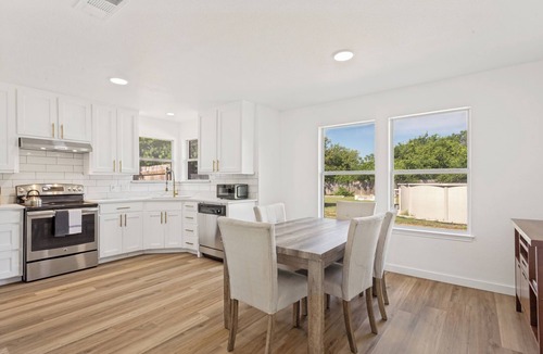 Crowley House | Spacious Home in Crowley with above ground POOL!