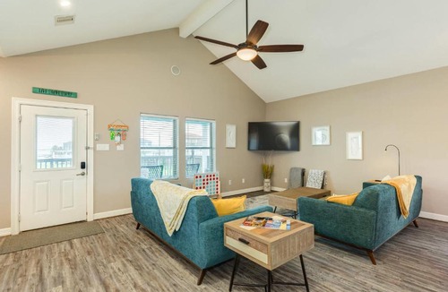 Surfside Beach House | Spacious Home Minutes to Sand