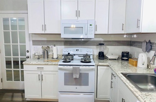 Belvedere House | Spacious Home w/Garage & access to I-20/I-520