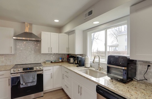 Woodland Beach Cottage | Spacious Lakefront House w/Backyard Fire Pit