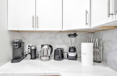 Paterson Apartment | Spacious & Modern Two-Bedroom Apartment with Private Balcony & NYC Skyline View