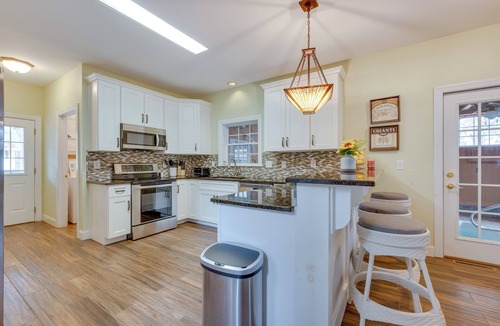 Mount Mourne House | Spacious Mooresville Home w/Lake Norman View!