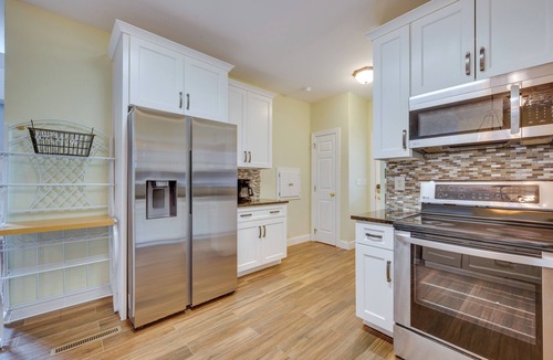 Mount Mourne House | Spacious Mooresville Home w/Lake Norman View!