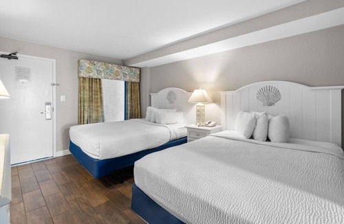 Myrtle Beach Hotel | Spacious Oceanfront Suite 3rd Flr W/Breakfast
