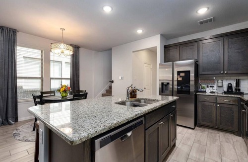 Fort Worth House | Spacious Pet Friendly - 7 Miles to Eagle Mountain Lake
