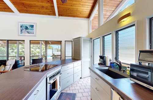 Keauhou House | Spacious retreat home with private pool & screened lanais - conveniently located