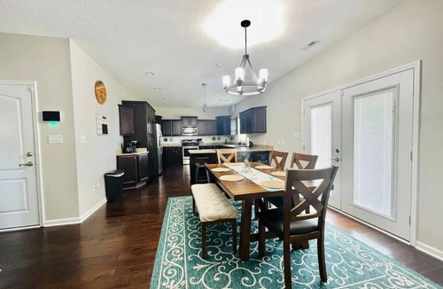 Swansboro House | Spacious Retreat Near Beaches & Camp Lejeune – Fire Pit & Pool Table!