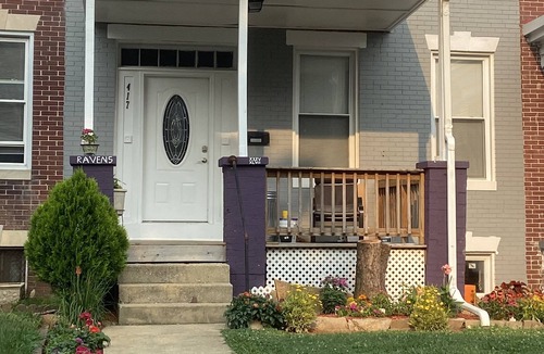 Allendale House | Spacious room in Baltimore near hospitals