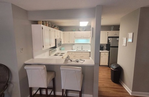 Myrtle Beach Condo | Spacious three bedroom, family and pet friendly condo in beautiful Myrtle Beach