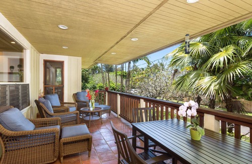Kilauea House | Spacious tropical getaway with lanais - just steps from the ocean