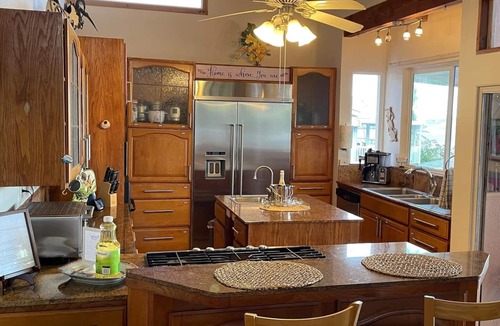 Kaneohe Villa | Spacious Waterfront with Gorgeous View & Pool