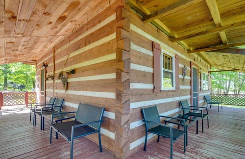 Greene County House | Spacious Yard + Fire Pit: Afton Family Cabin!