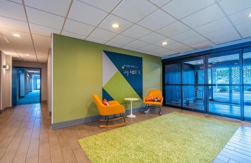 Town Center Hotel | Spark by Hilton Atlanta Kennesaw Town Center