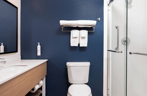 Wilmington Hotel | Spark by Hilton Wilmington