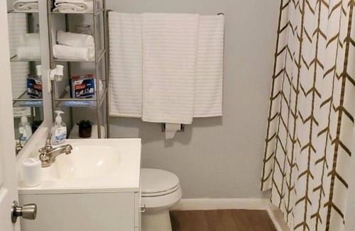 Pine Forest Apartment | Sparkling Fresh Soldier's Pad 7 Mi to Fort Bragg