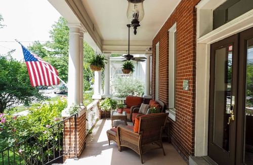 16th Street Heights House | Spectacular 11 Bedrooms/10.5 Baths! Great Value Located in the City!