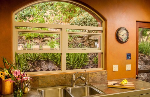 Kohala Estates House | Spectacular Ocean View, Peace, Beauty, And Relaxation two to five guests