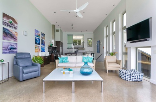 Lihue Condo | Spectacular Oceanfront Penthouse, AC, Sleeps 6