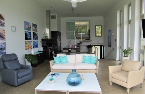 Lihue Condo | Spectacular Oceanfront Penthouse, AC, Sleeps 6