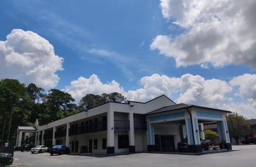 Griffin Hotel | Speedway Inn & Suites