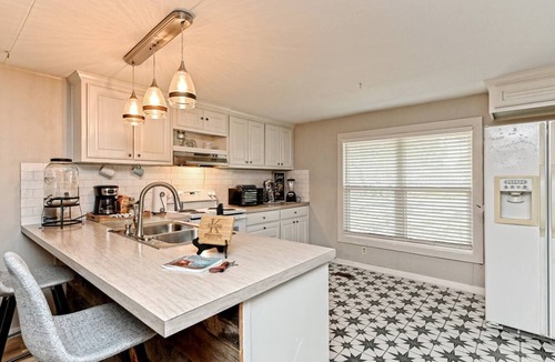 Pedernales Bend House | Spicewood, Lake Travis, Pedernales, Hot Tub, Fire Pit, Dock Access
