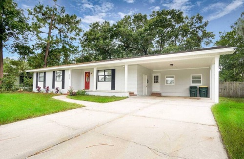 Arlington House | ~Spring Sun Fun Sleeps 9 Cool Pool~