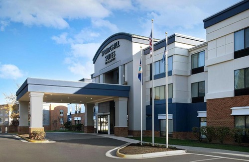 Belle Haven Hotel | SpringHill Suites Alexandria