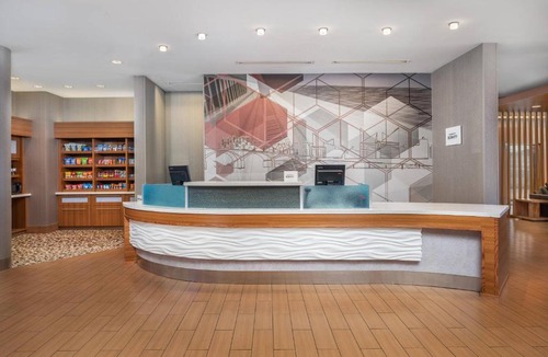 Downtown Chattanooga Hotel | SpringHill Suites by Marriott Downtown Chattanooga/Cameron Harbor