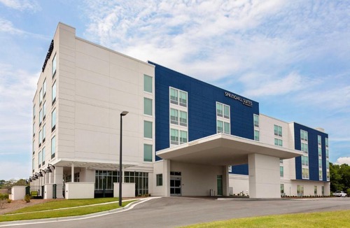 Beaufort Hotel | SpringHill Suites by Marriott Beaufort